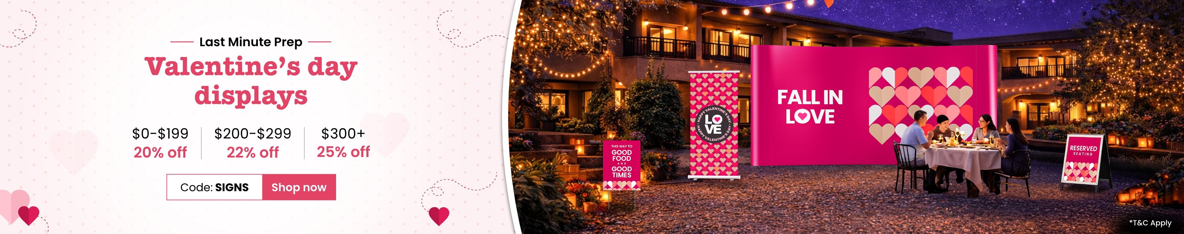 Last Minute Prep Valentines Day Displays _C4_B1_0402-0902