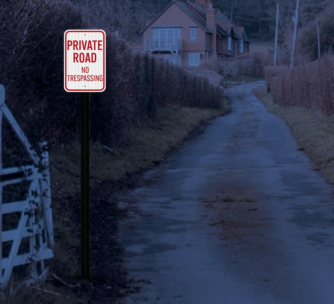 No Trespassing Road Aluminum Sign (EGR Reflective)