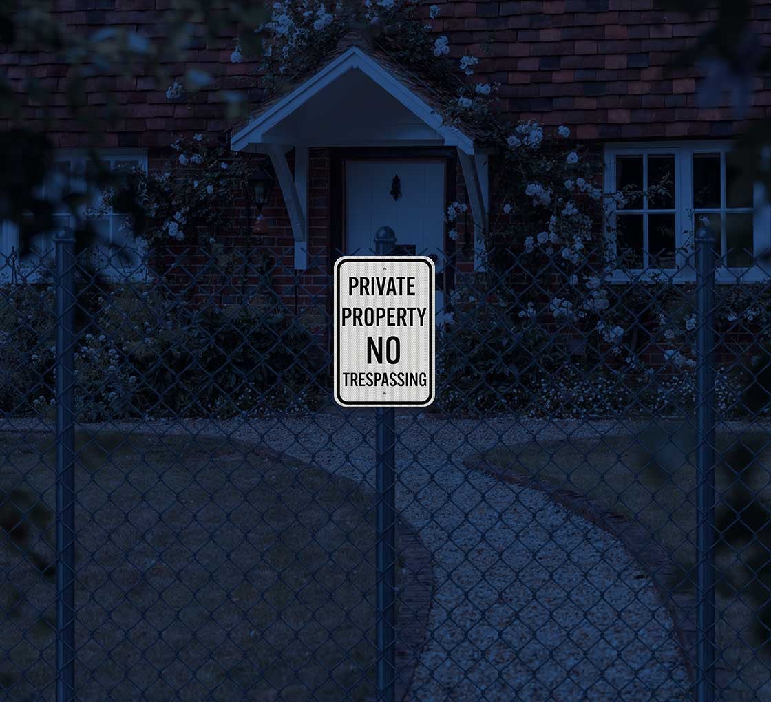 Illinois No Trespassing Aluminum Sign (HIP Reflective)