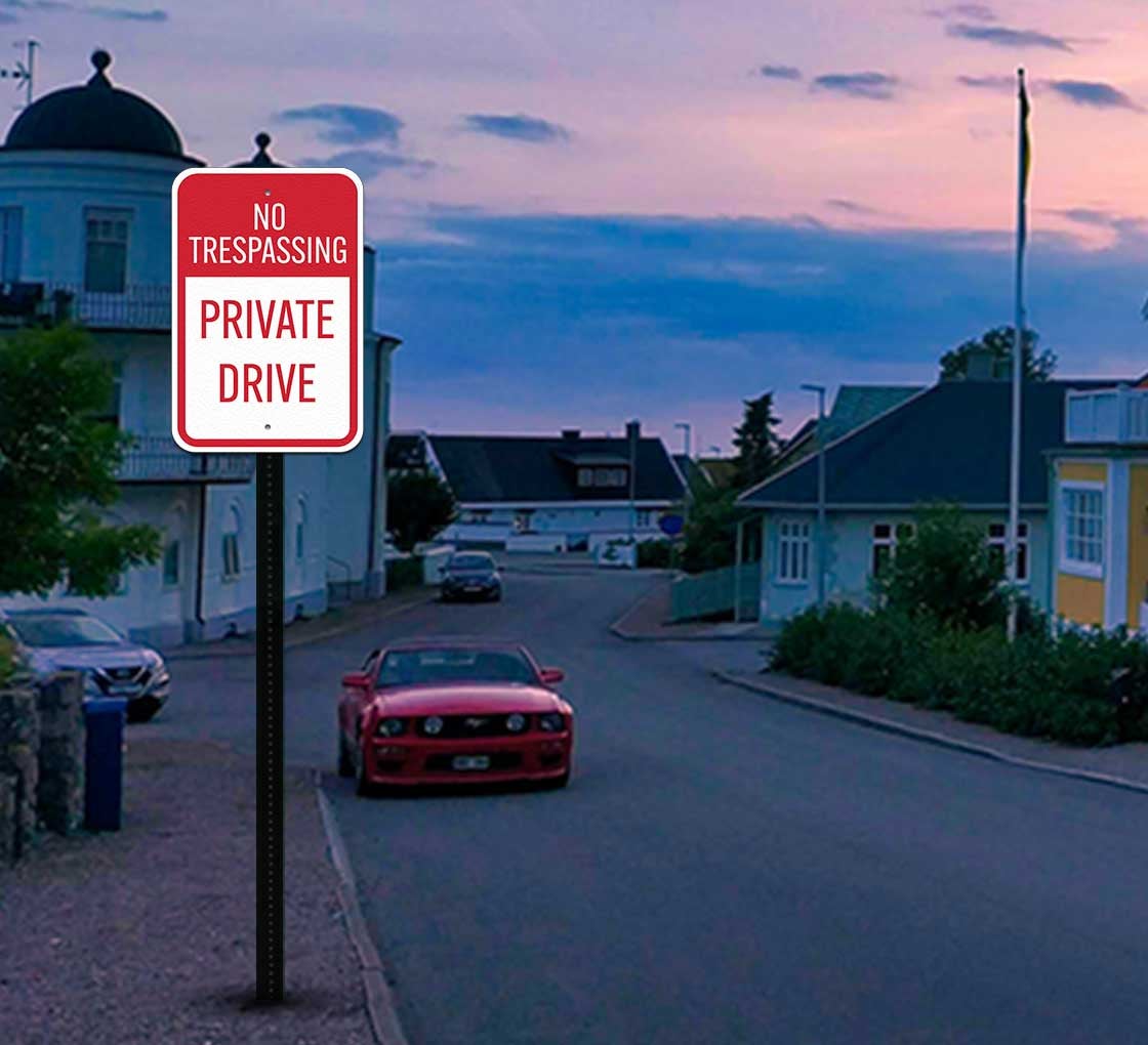 No Trespassing Private Drive Aluminum Sign (Non Reflective)
