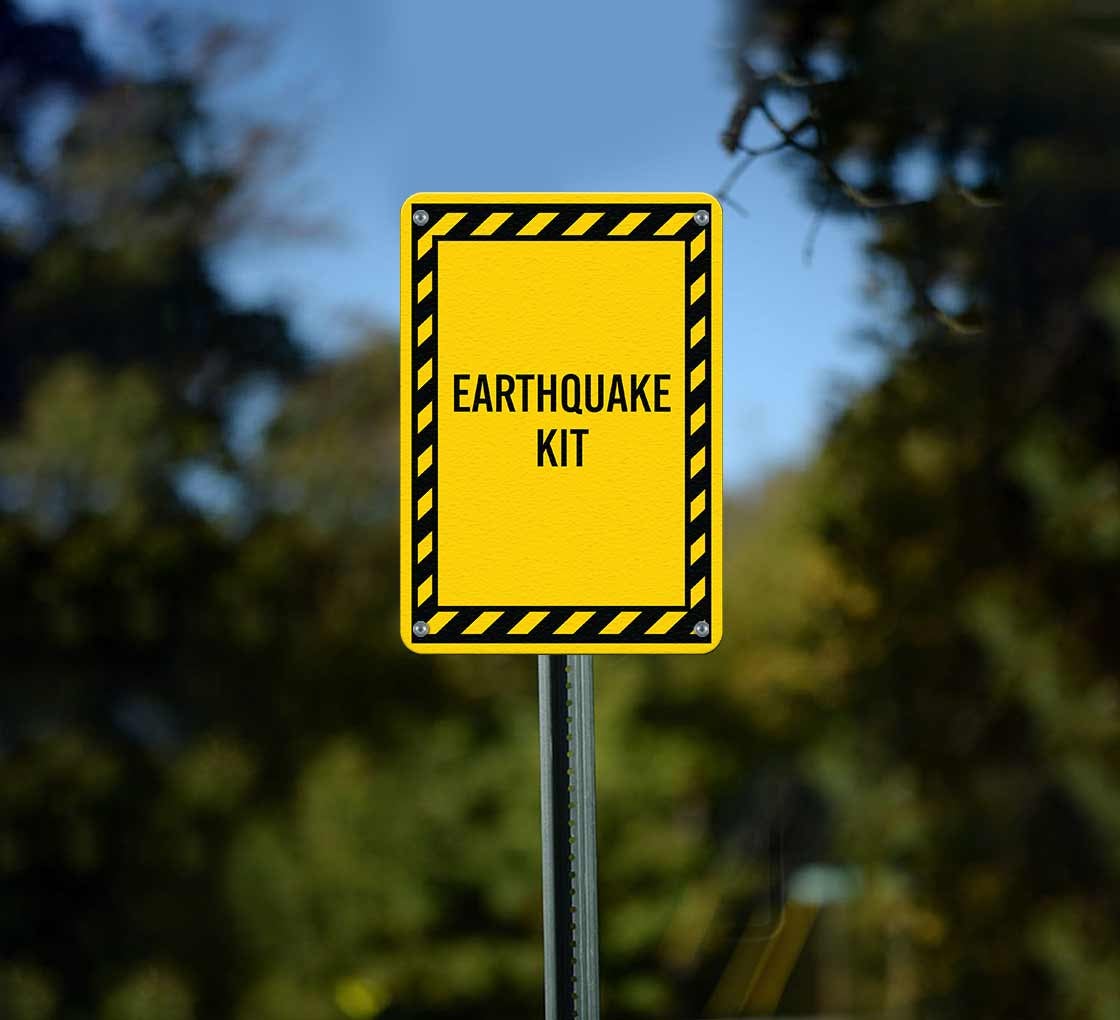 earthquake warning signs poster