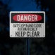 Gates Open & Close Automatically Aluminum Sign (HIP Reflective)