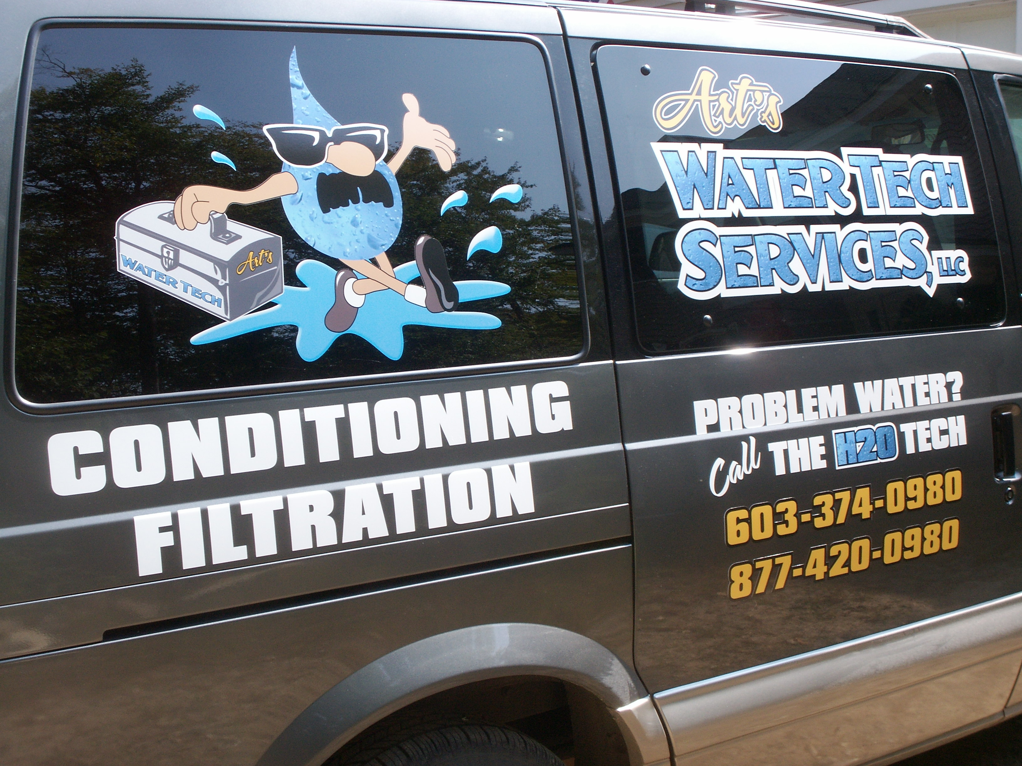Vehicle Windows Vinyl Lettering - Custom Design Vehicle Vinyl Letters